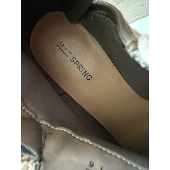 CALL It SPRING Womens Ankle Boots 8.5 Tan Suede Block Heel Side Zipper - Picture 7 of 7